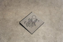 Load image into Gallery viewer, Ram Center Console Qi2 / Qi2.2 Wireless Charging Adapter Plate